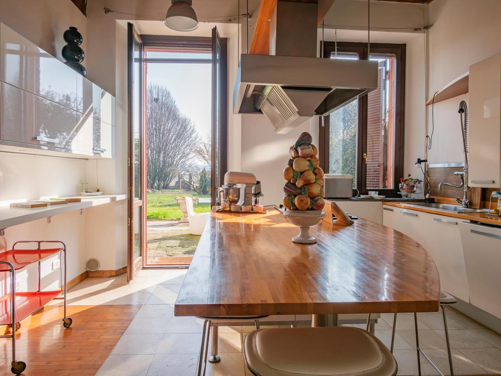 ホテル Cascina Torriggio Estates ロッツァーノ エクステリア 写真